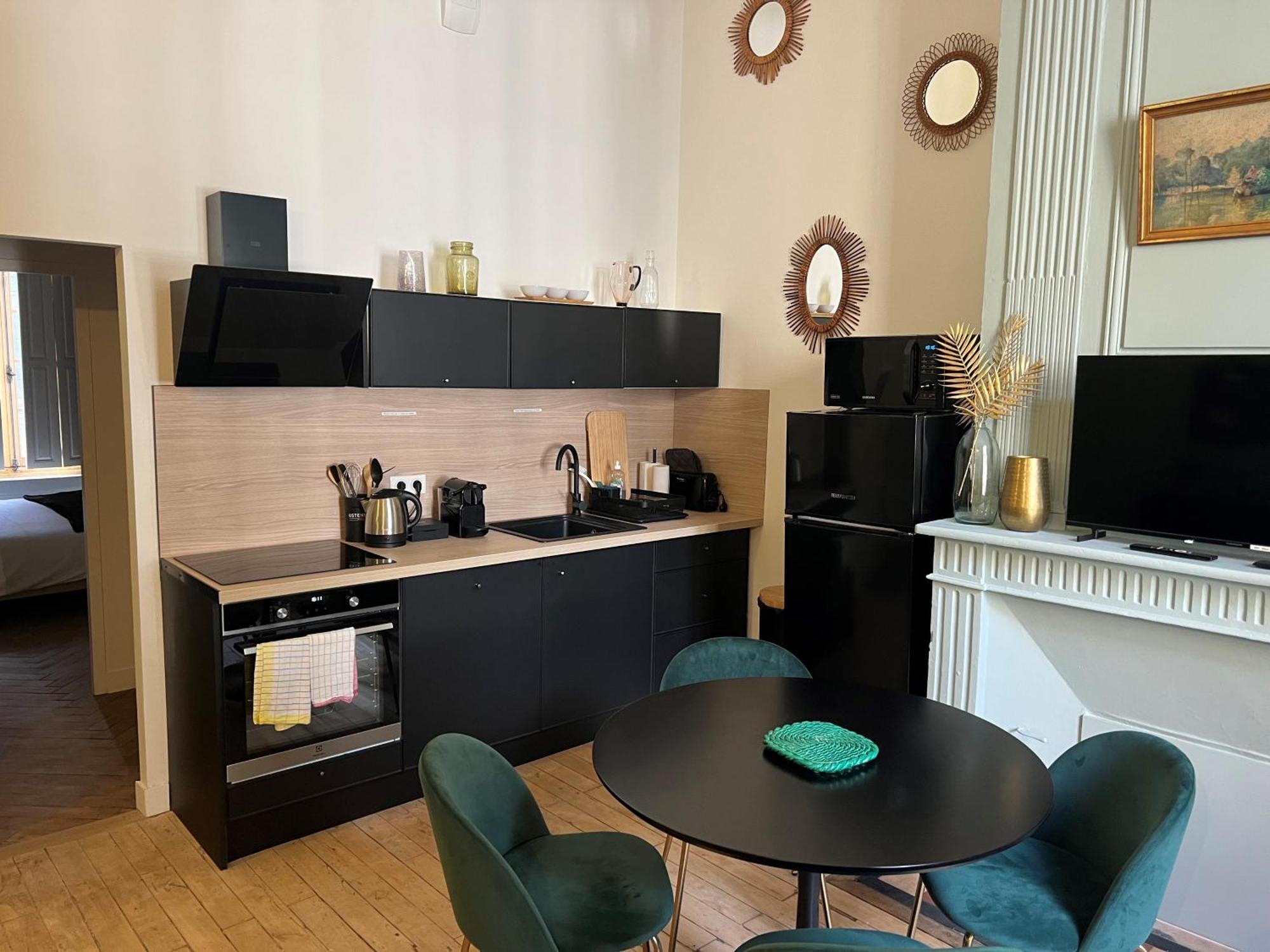 T2 Calme Vieux Tours Basilique Apartman Kültér fotó